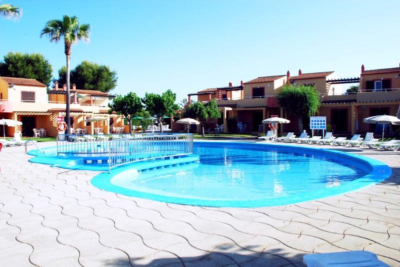 Apartamentos Ses Anneres Cala'N Blanes  Екстериор снимка